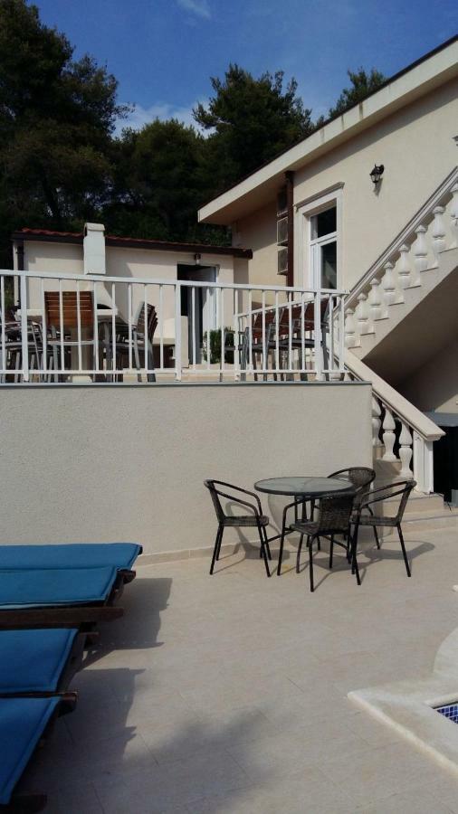 Villa Lizzi Trogir Exterior foto
