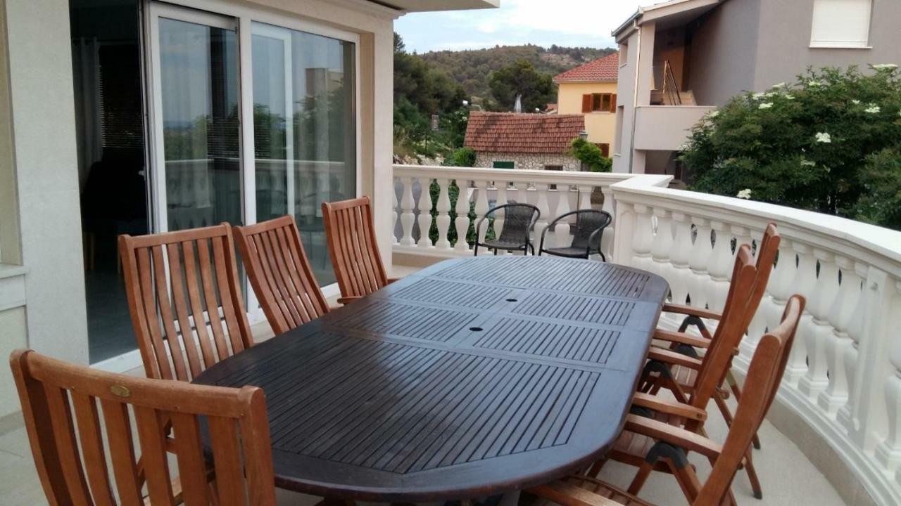 Villa Lizzi Trogir Exterior foto