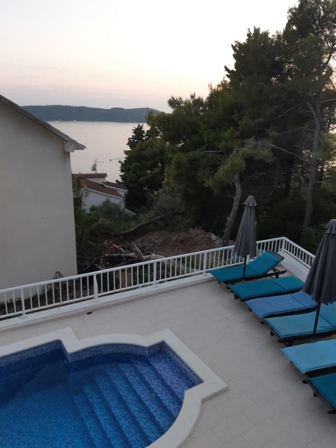 Villa Lizzi Trogir Exterior foto