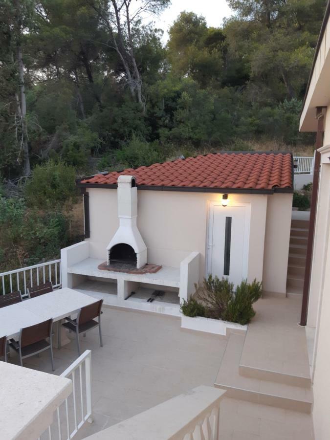 Villa Lizzi Trogir Exterior foto